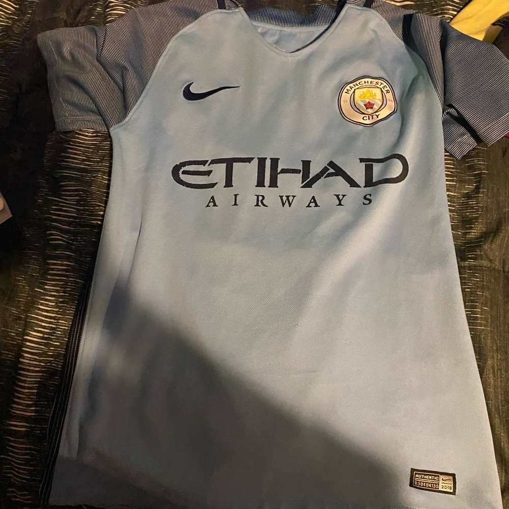 Manchester city soccer jersey